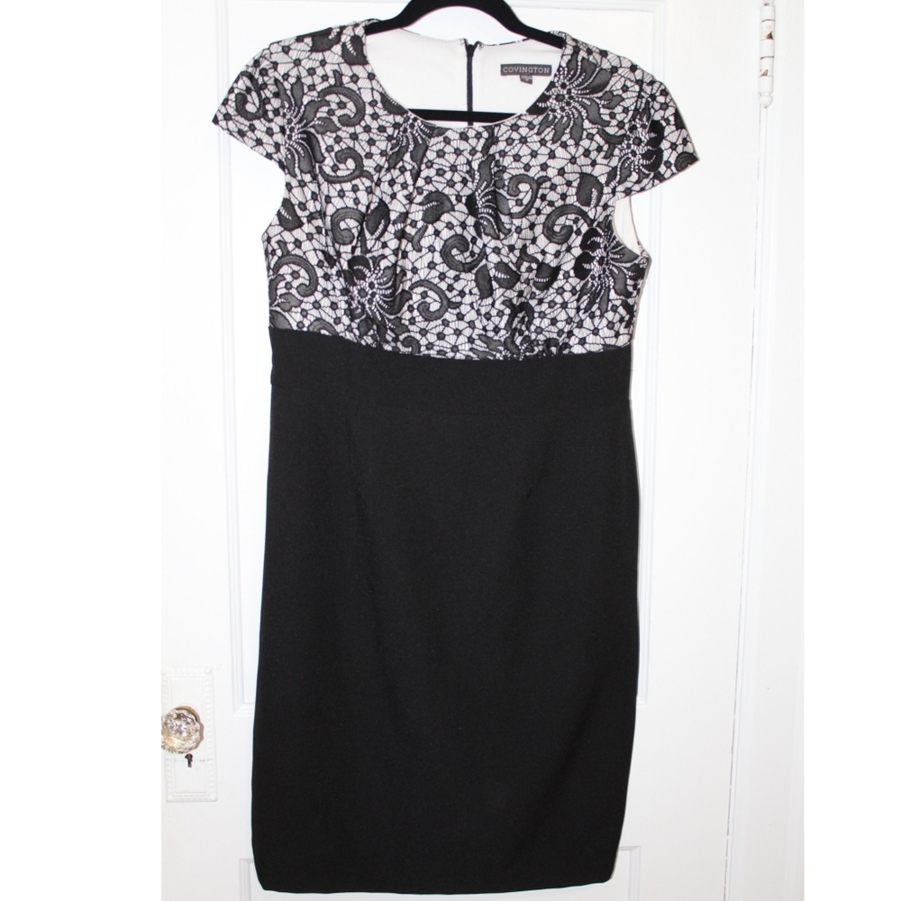 Black and White Lace Sheath Dress ❤️size 10❤️